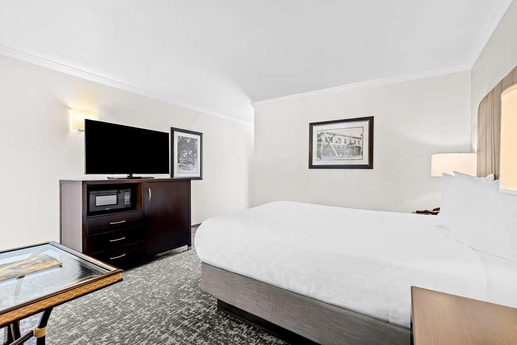 Best Western Garden Inn Santa Rosa Chambre photo