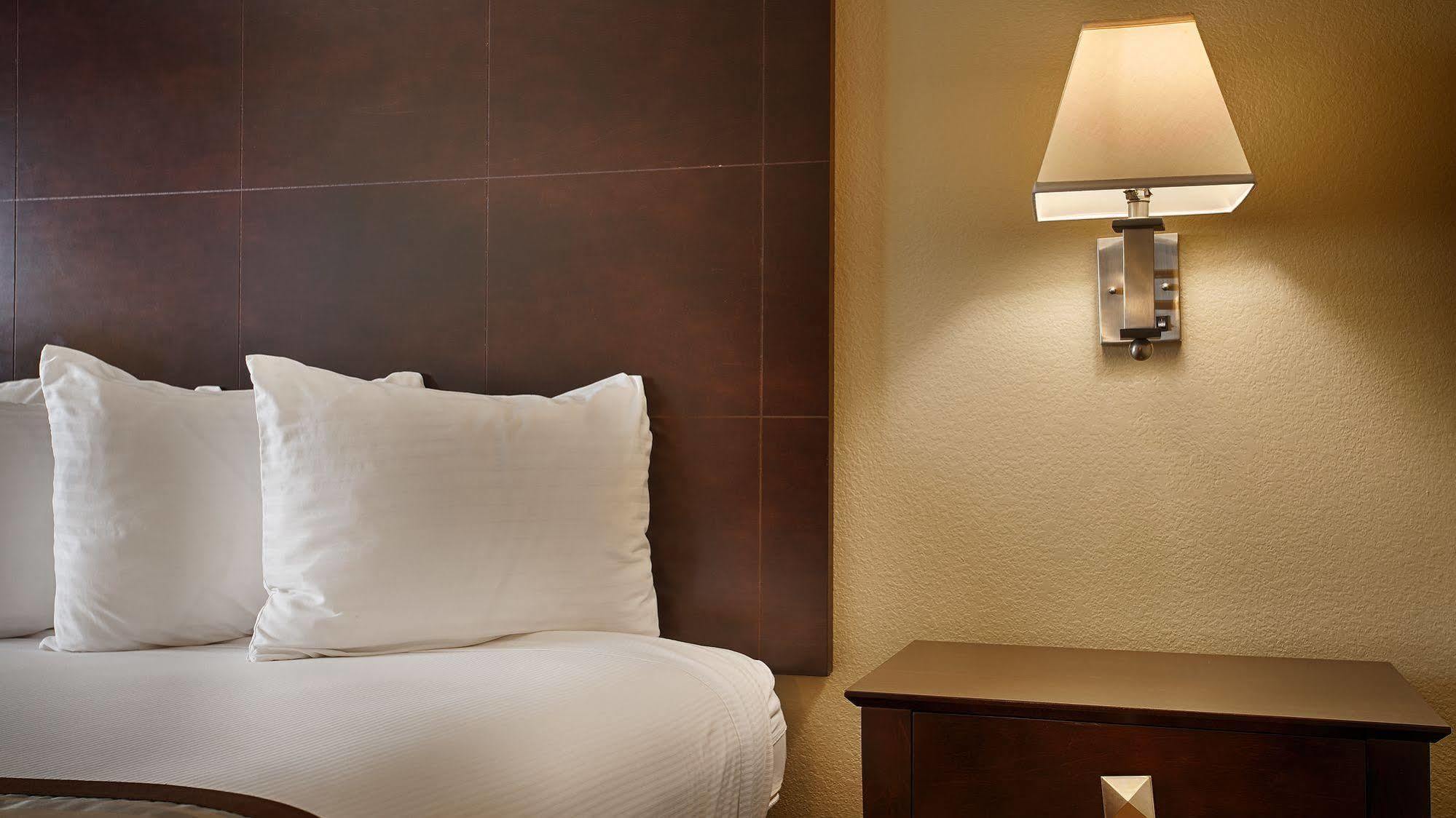 Best Western Garden Inn Santa Rosa Extérieur photo