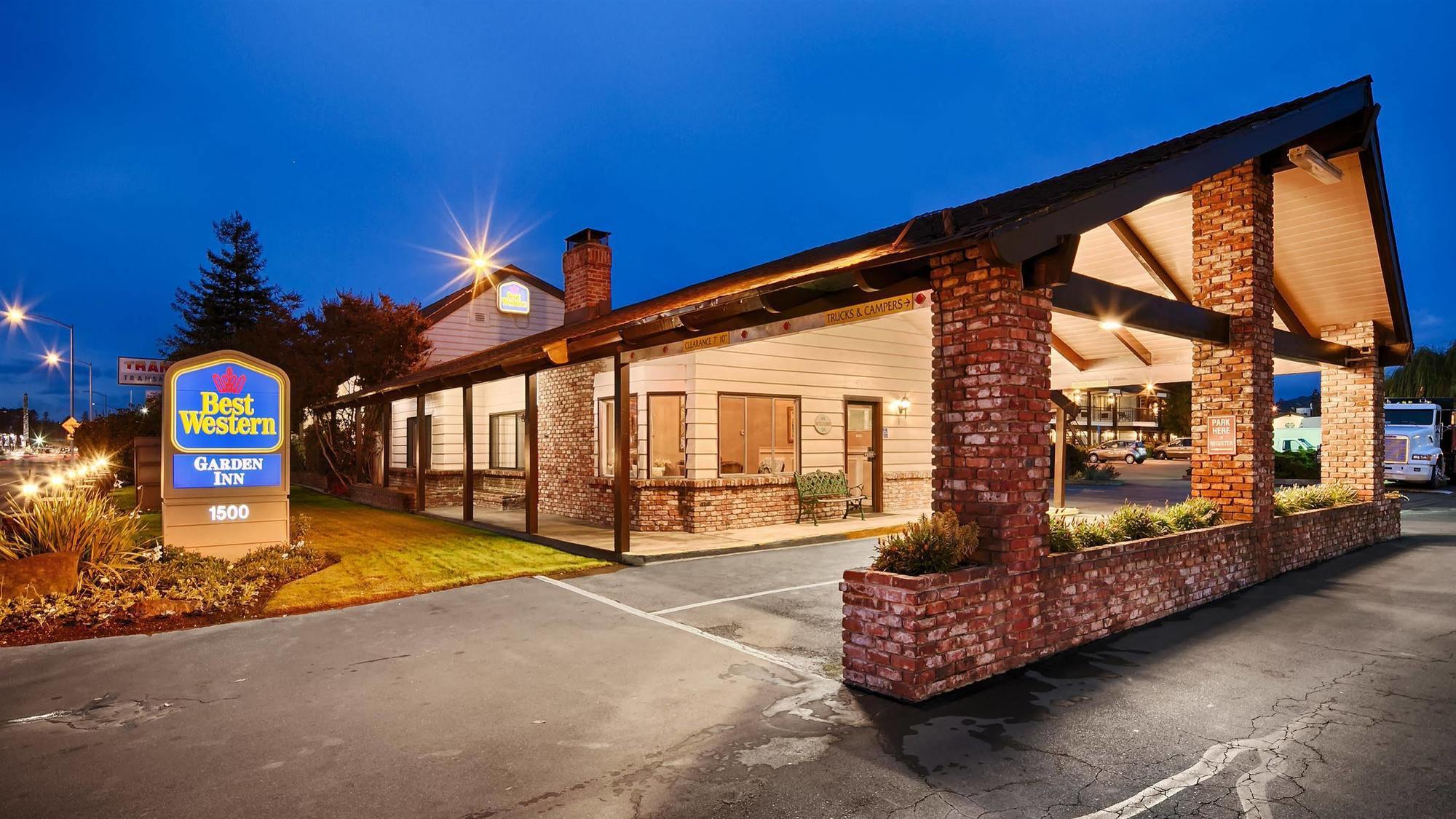 Best Western Garden Inn Santa Rosa Extérieur photo